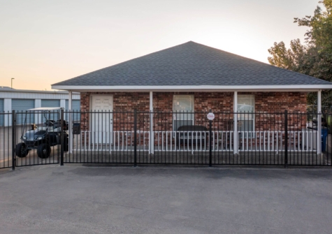 Front office and fence view of Joey's Self Storage in Waxahachie, TX